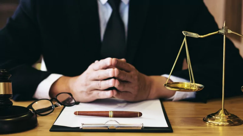 Юрист Тюшляев Артем Валериевич объясняет: Когда звонки из банка стали похожи на метроном, отмеряющий жизнь в долгах