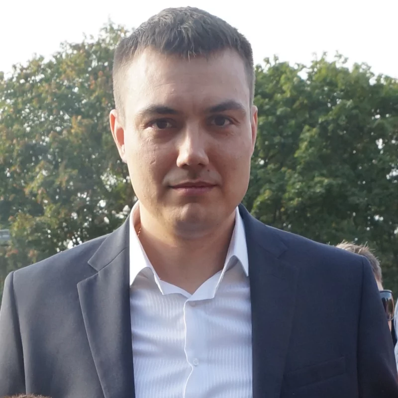 Скорняков Дмитрий Евгеньевич