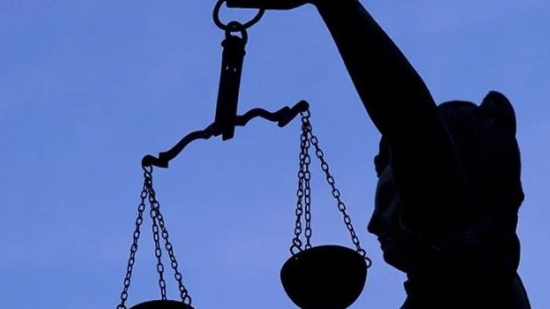 Юрист Сопин Денис Федорович объясняет: Презумпция невиновности: история возникновения и становления