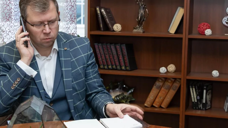 Адвокат Кацайлиди Андрей Валерьевич объясняет: Как подать заявление о разводе?