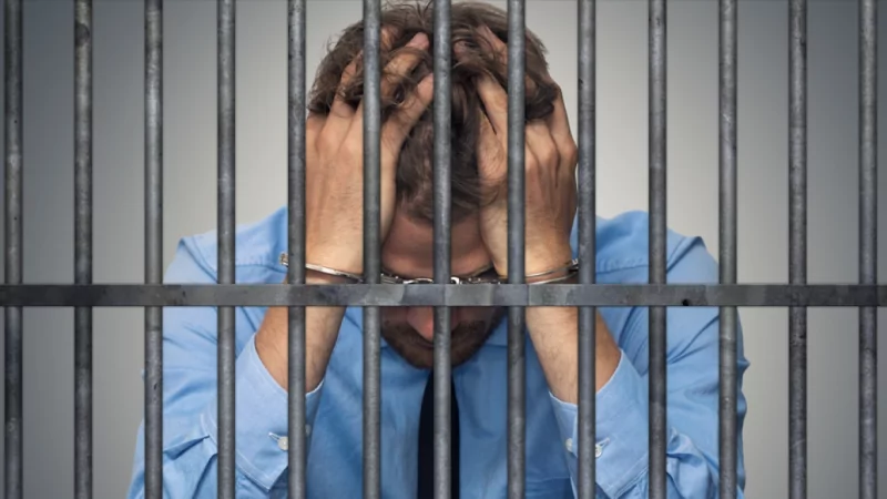 Адвокат Котиков Антон Константинович объясняет: Условия содержания подозреваемых и обвиняемых в судах будут изменены