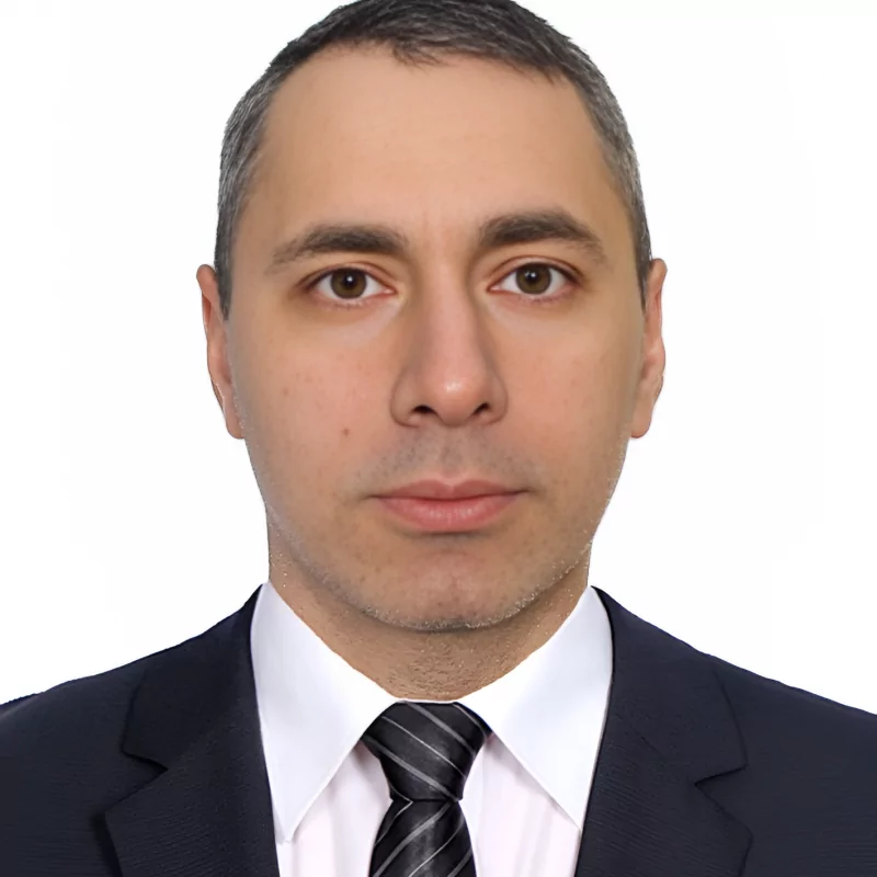 Аликберов Рустам Аликберович