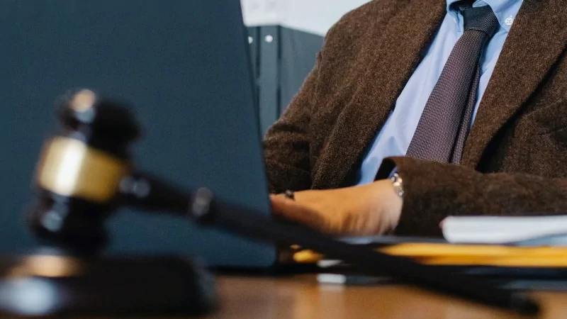 Адвокат Шишко Андрей Александрович объясняет: Мошенники оформили на Вас кредит