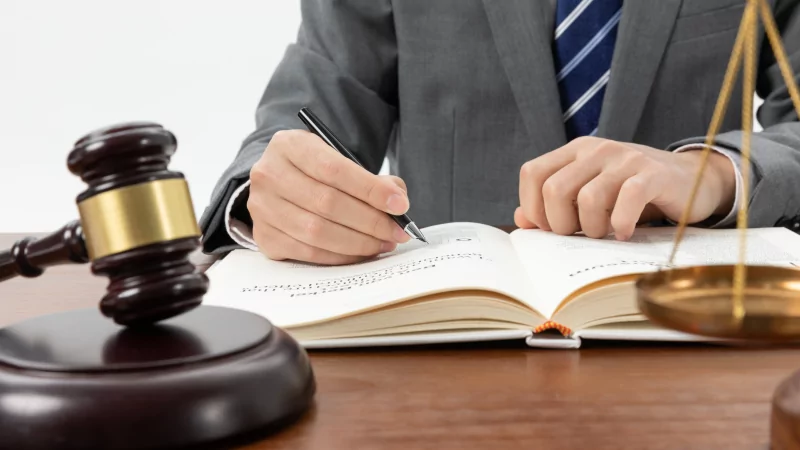 Адвокат Чугаева Алеся Валерьевна объясняет: Как защитить себя и своего близкого от столь распространенных статей 131,132,133,134,135 УК РФ