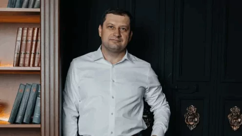 Спор о законности третейской оговорки в договоре поставки.