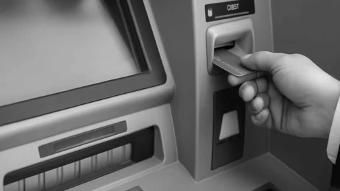 В России сегодня заработали ограничения на переводы и снятие наличных: что нужно знать
