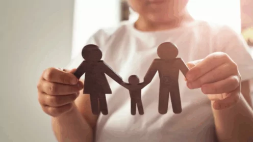 Как лишить родительских прав: основания, процедура и последствия
