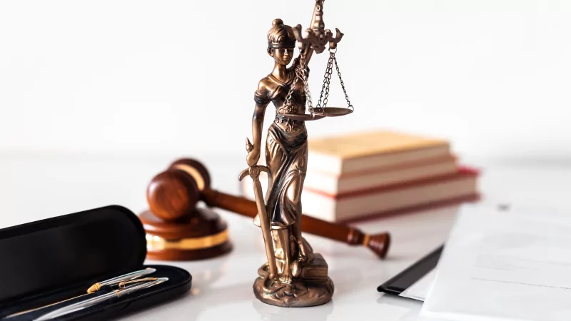 Юрист Измайлов Дмитрий Владимирович объясняет: Как ИП избежать блокировки счета из-за “подозрительных операций”?