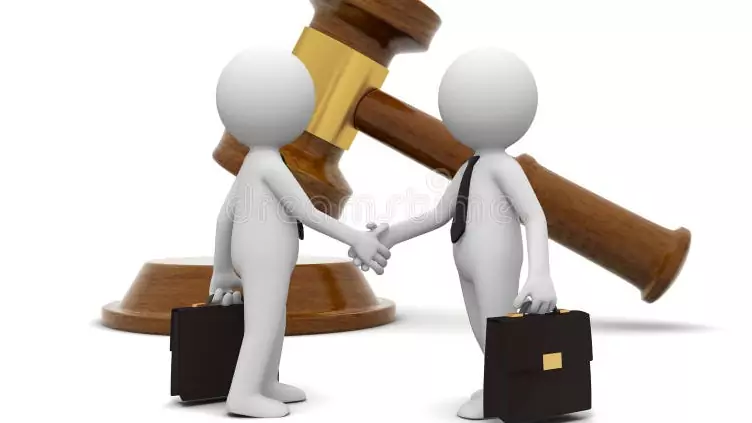 Адвокат Бакчеева Лариса Ивановна объясняет: Решили судиться, с чего начать?