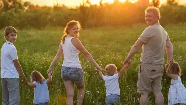 Юрист Степанова Анна Вячеславовна объясняет: Бесплатный участок для многодетных хотят заменить на компенсацию