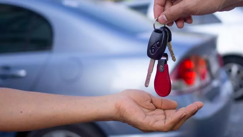 Юрист Усилов Дмитрий Геннадьевич объясняет: Как оформить договор купли-продажи автомобиля?