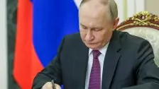 Путин дал право командирам заверять доверенности добровольцам.