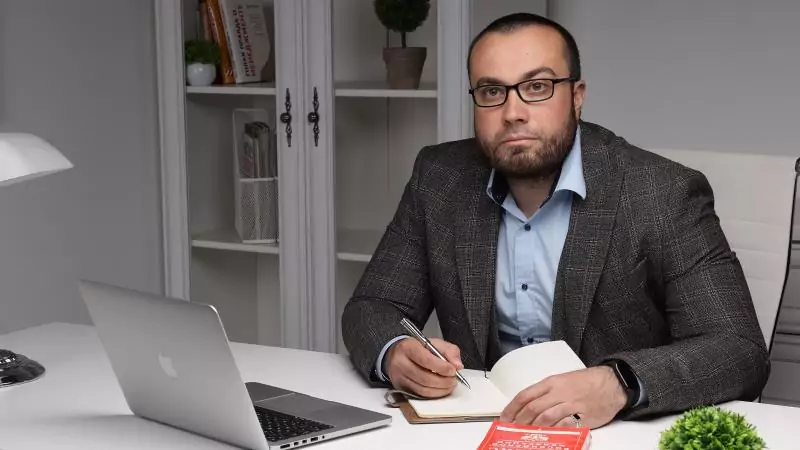 Адвокат Колонтай Дмитрий Владимирович объясняет: Законодательная инициатива