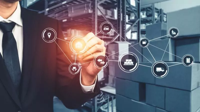 Юрист Усилов Дмитрий Геннадьевич объясняет: Основные проблемы и риски приобретения склада/ангара без профессиональной юридической поддержки.