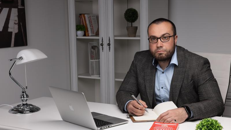 Адвокат Колонтай Дмитрий Владимирович объясняет: Размышления о новом законе по борьбе с экстремизмом