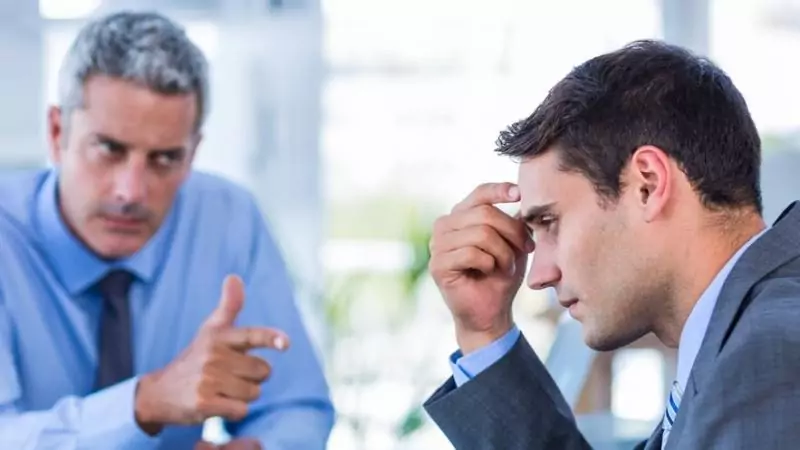 Юрист Ревенко Маргарита Сергеевна объясняет: Страховая не выдала направление на ремонт? Как получить выплату без учета износа!