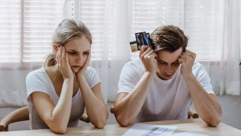 Юрист Назимов Валентин Юрьевич объясняет: Что делать, если ваши карты (счета) оказались неожиданно арестованы?