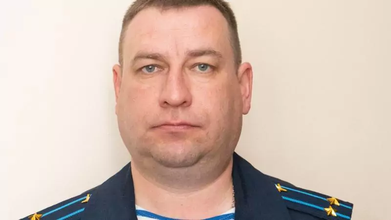 Юрист Ермилов Михаил Михайлович объясняет: Каковы основания и порядок увольнения из ВС РФ?