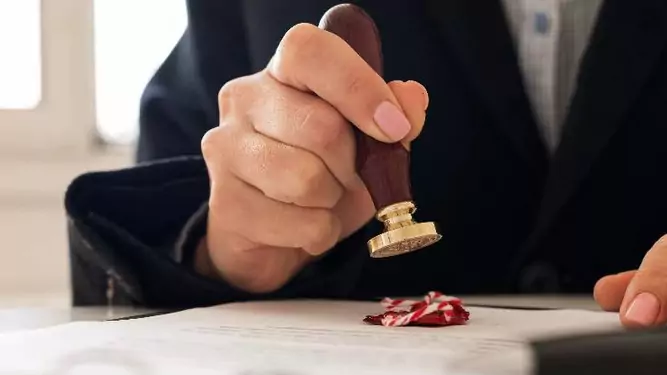 Юрист Рабиевская Юлия Викторовна объясняет: Автоматическая проверка родства и долгов нотариусами: что изменилось с февраля 2025 года