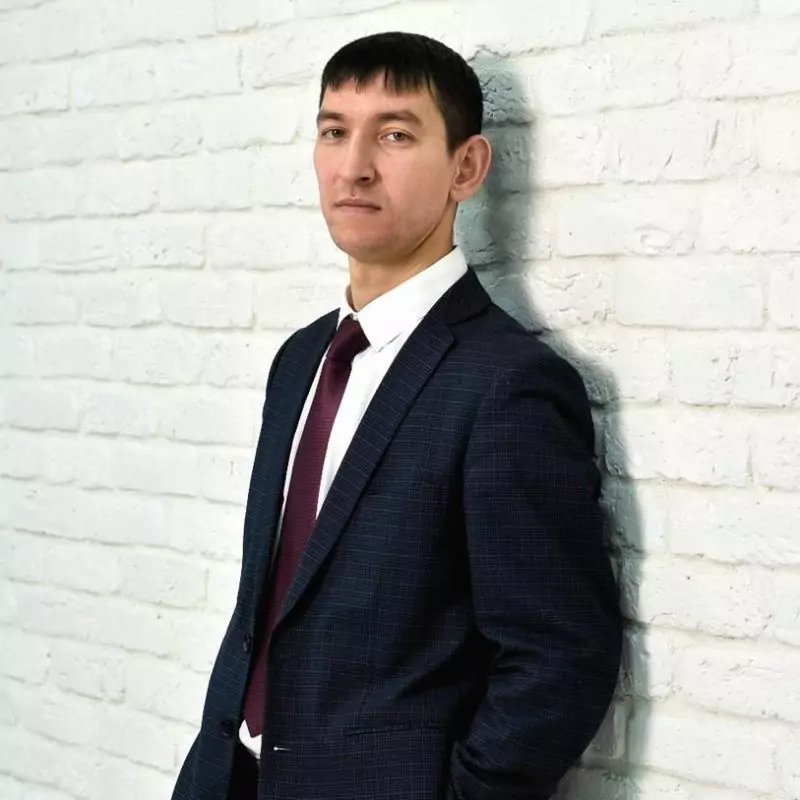 Бурумбаев Руслан Сулейманович