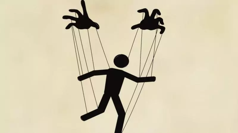 Адвокат Ильвес Регина Вадимовна объясняет: Манипуляция