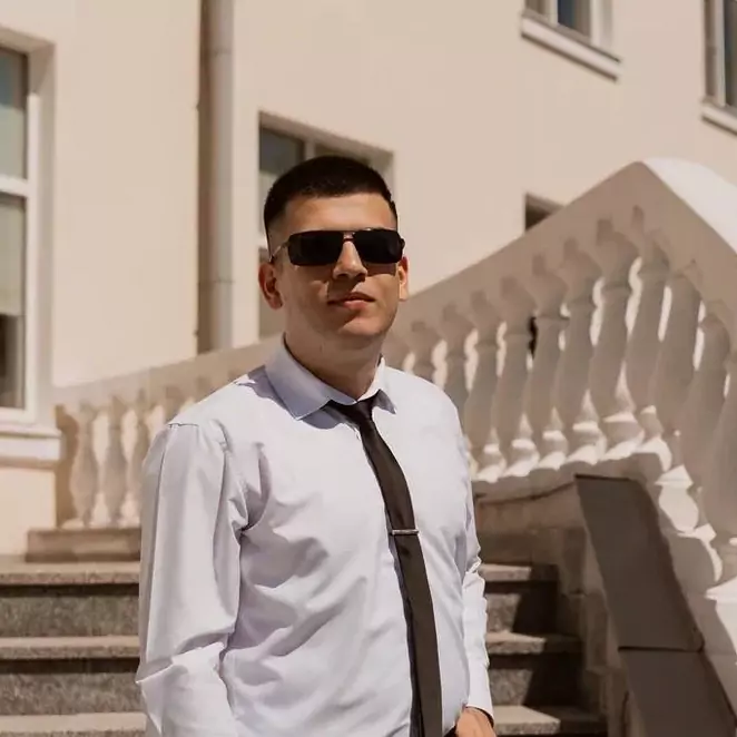 Погосян Артем Гагикович