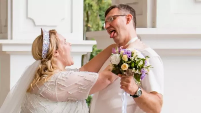 Адвокат Алексеенко Нина Александровна объясняет: Как компостировать мозги мужу