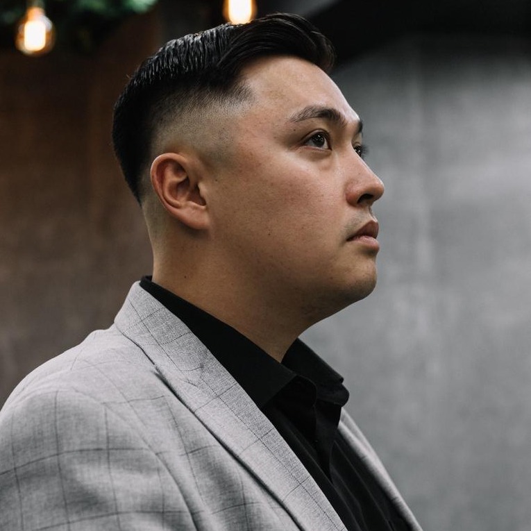 Ли Олег Михайлович