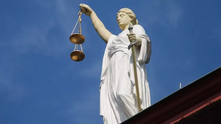 Адвокат Фомицкий Михаил Михайлович объясняет: Проблема объективного мнения в делах о соучастии в мошенничестве