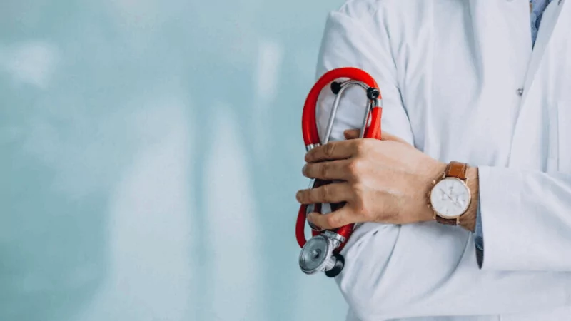 Юрист Кудояров Артур Русланович объясняет: Цена образования и как отстоять свои права в суде