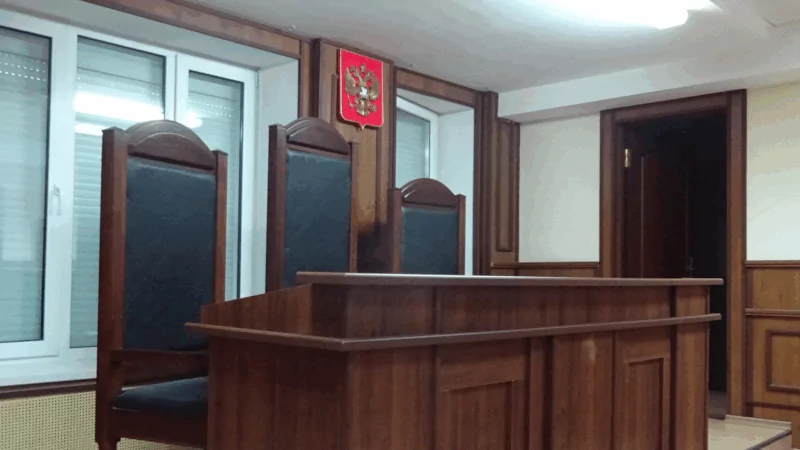 Адвокат Алексеенко Анатолий Владимирович объясняет: Об отложении рассмотрения ходатайства до момента вынесения окончательного приговора