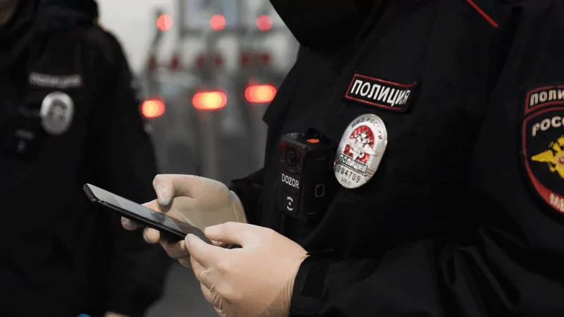 Юрист Скрябин Александр Сергеевич объясняет: Осмотр смартфона полицией: когда можно отказать