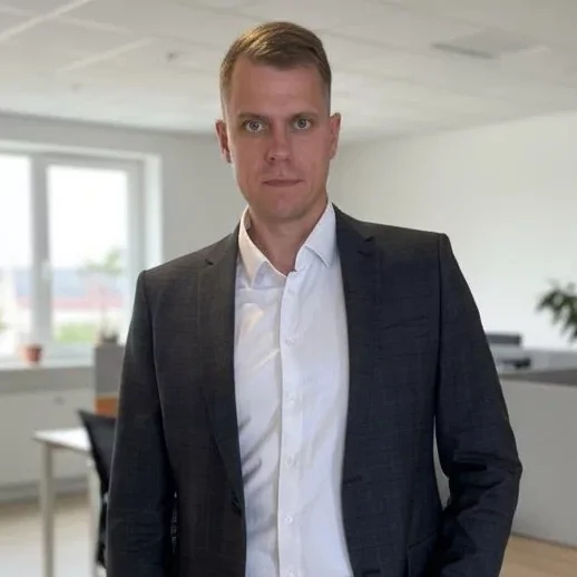 Бондарь Антон Евгеньевич