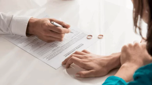 Банкротство после развода: риски раздела имущества