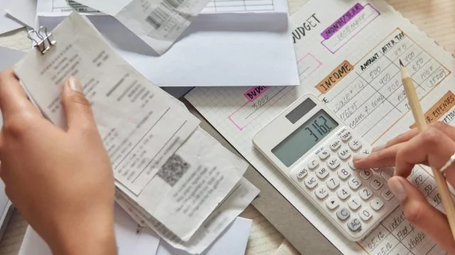 Юрист Бадмаев Вадим Сергеевич объясняет: Платить за коммуналку будем больше и за себя, и теперь за бизнес: что стоит за новыми тарифами ЖКХ