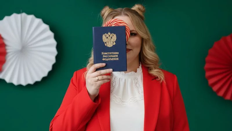 Адвокат Алексеенко Нина Александровна объясняет: Как получить свидетельства о смерти бабушки, дедушки и рождении отца без имен и дат