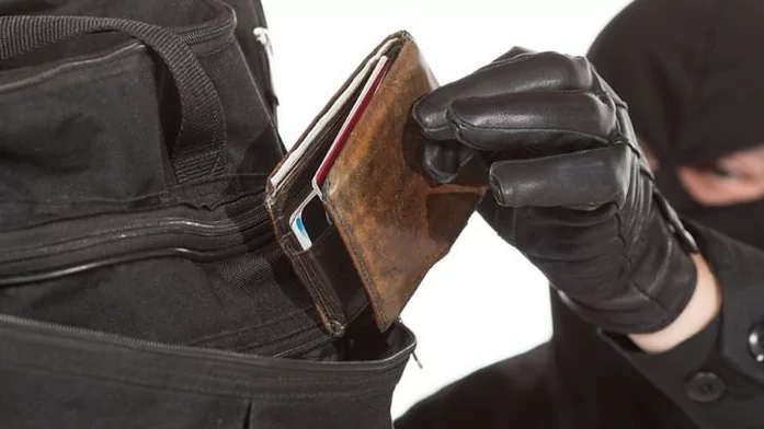 Адвокат Байков Руслан Петрович объясняет: Уголовный адвокат по преступлениям против собственности: кража, грабеж, разбой