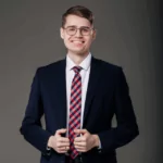 Адвокат Комиссаров Станислав Олегович — международное право в Казани