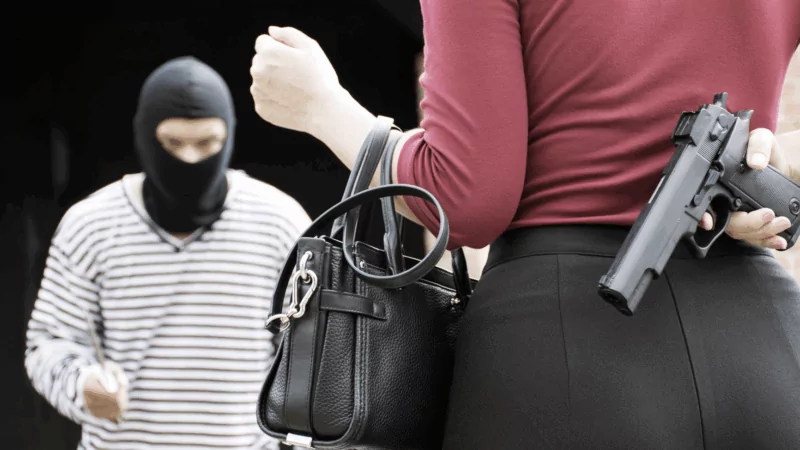 Адвокат Мухин Евгений Дмитриевич объясняет: Что считается превышением пределов необходимой обороны