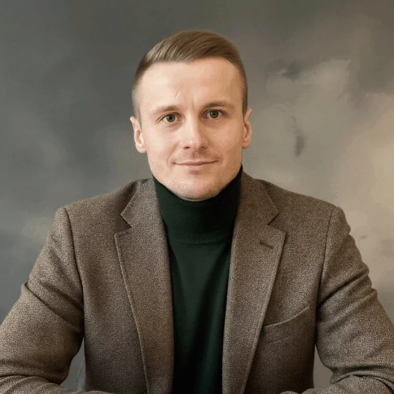 Михайлов Максим Маратович