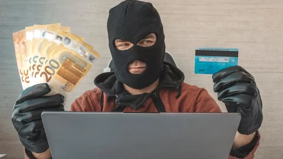 Юрист Боева Светлана Васильевна объясняет: Если знакомый просит Вас разрешить перевод Вам на вашу карту от неизвестного Вам лица