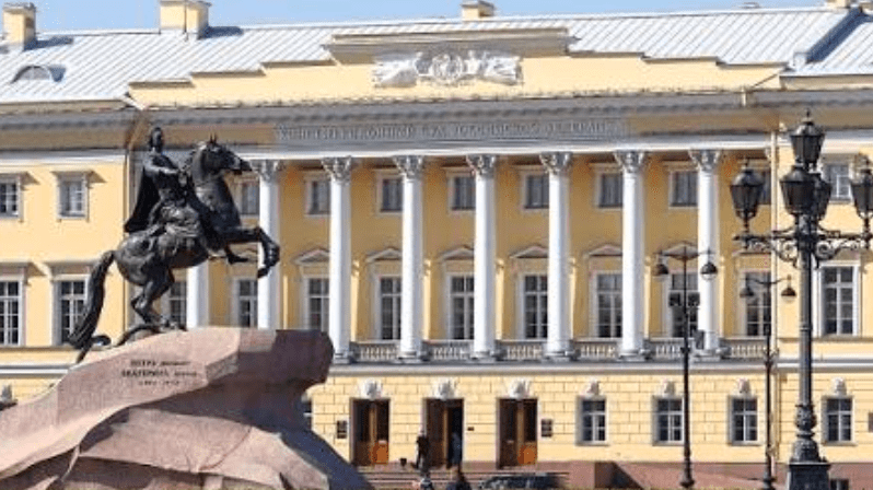Адвокат Колонтай Дмитрий Владимирович объясняет: Судебная практика при переквалификации обвинения