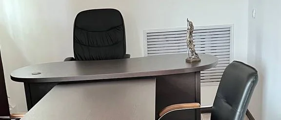 Юрист Сираджев Рафаэль Мовсумович объясняет: Основания отказа в выдаче вида на жительство в России