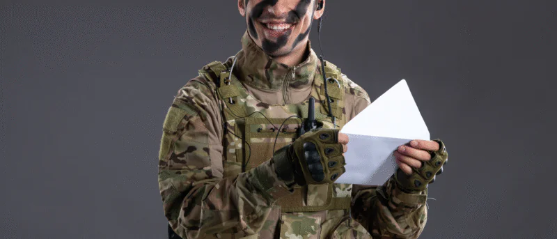 Юрист Любомудров Олег Артемович объясняет: Ни рубля банку: как оформить кредитные каникулы защитникам