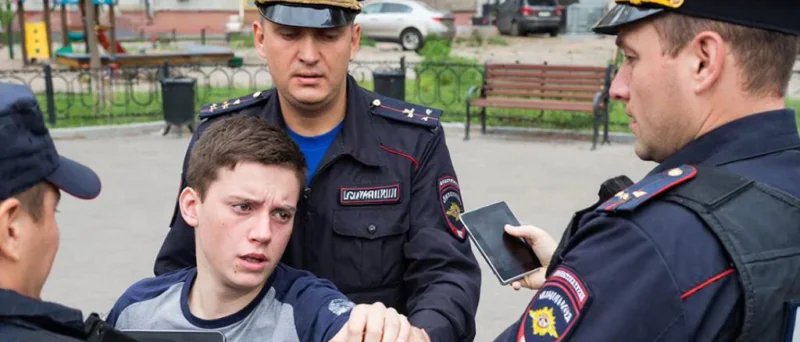 Адвокат Гусев Владимир Александрович объясняет: Риски привлечения несовершеннолетних к уголовной ответственности