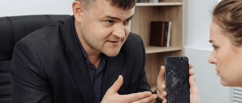 Юрист Хакимов Азат Равилевич объясняет: Защита прав потребителей: возврат некачественного товара и взыскание компенсаций