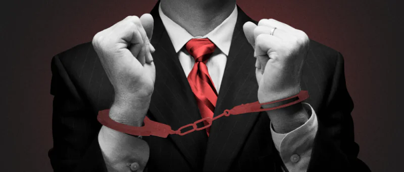 Адвокат Зуев Андрей Валерьевич объясняет: Адвокат по статье 319 УК РФ Оскорбление представителя власти | адвокат по уголовным делам в Москве