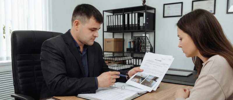 Юрист Хакимов Азат Равилевич объясняет: Взыскание ущерба от залива квартиры: порядок действий и судебная практика