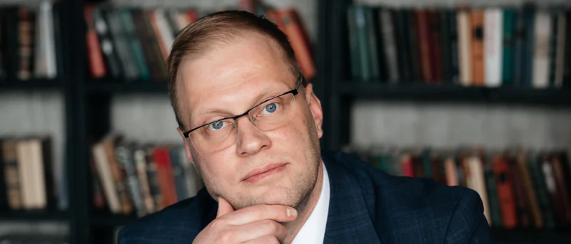 Адвокат Зуев Андрей Валерьевич объясняет: Адвокат по статье 291.1 УК РФ Посредничество во взяточничестве | адвокат по уголовным делам в Москве