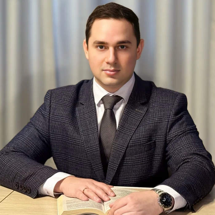 Крысанов Евгений Романович